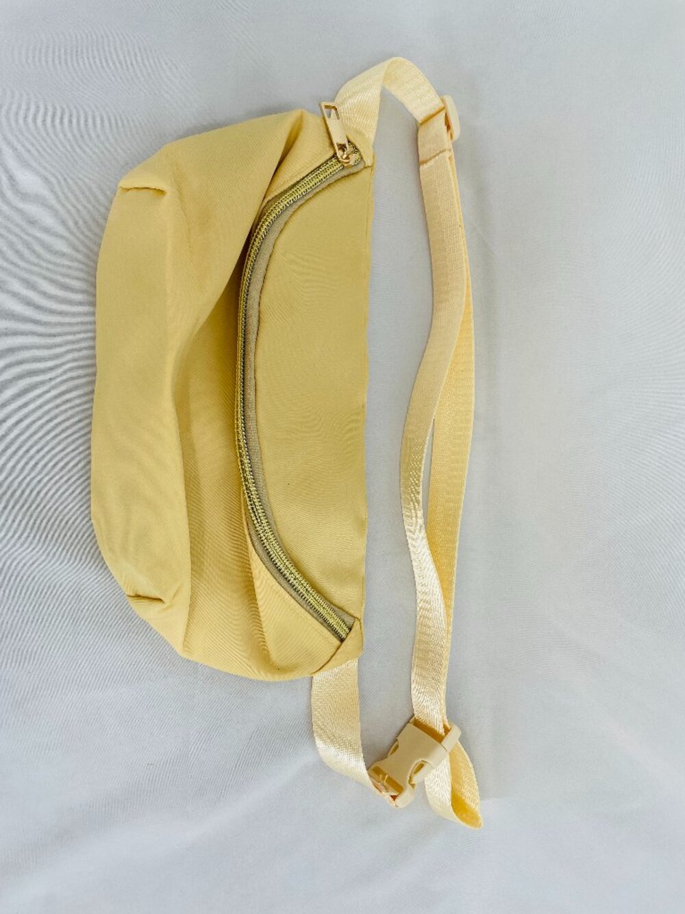 Beige Fanny Pack Y2K Style Waist Bag with Gold Zipper